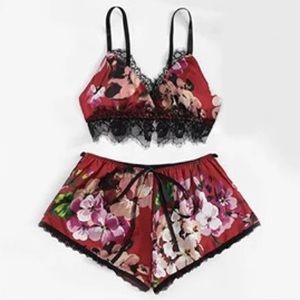 BRAND NEW! Silk Floral Sleepwear - RED